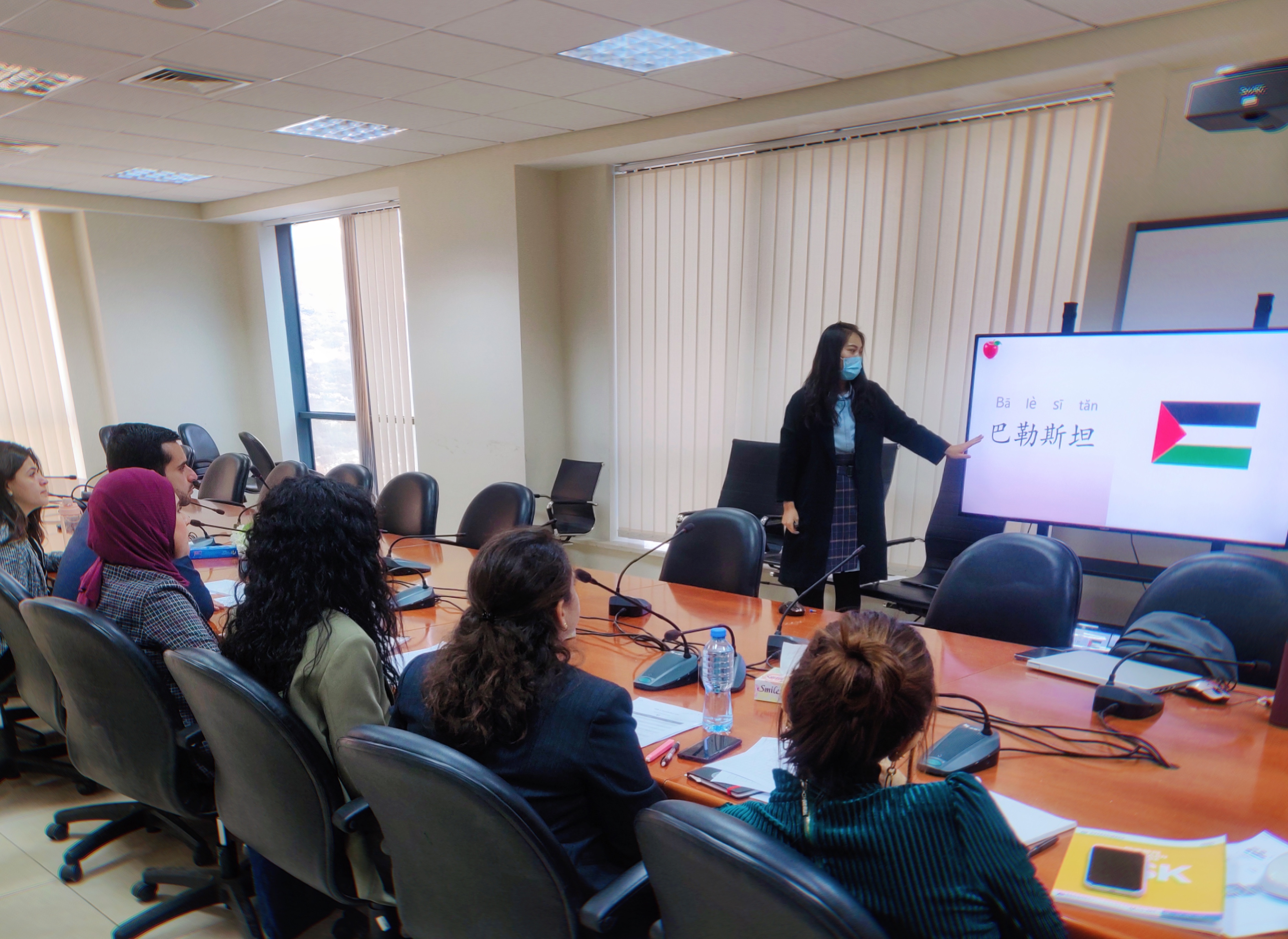 CIAQU offers HSK 2 training course for Palestinian Foreign Ministry